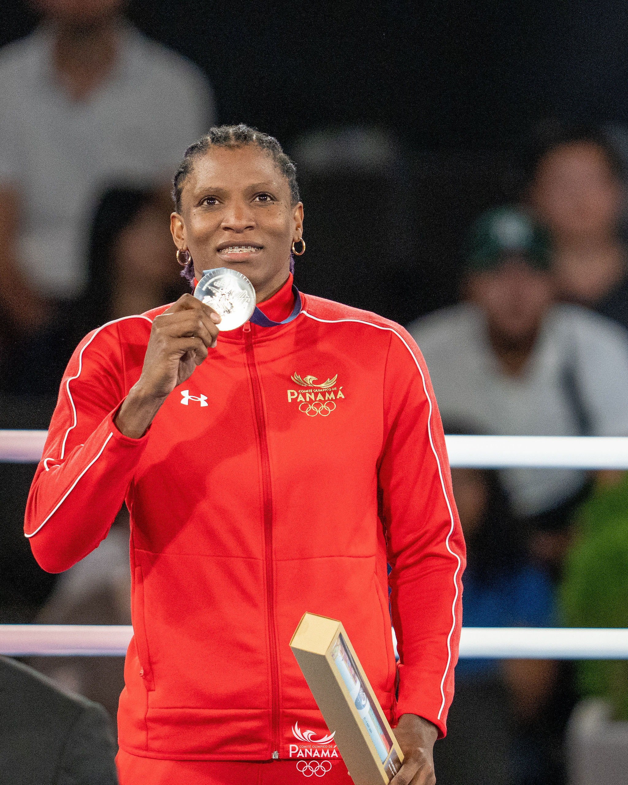 Atheyna Bylon hace historia en los Juegos Olímpicos París 2024 al ganar la medalla de plata para Panamá